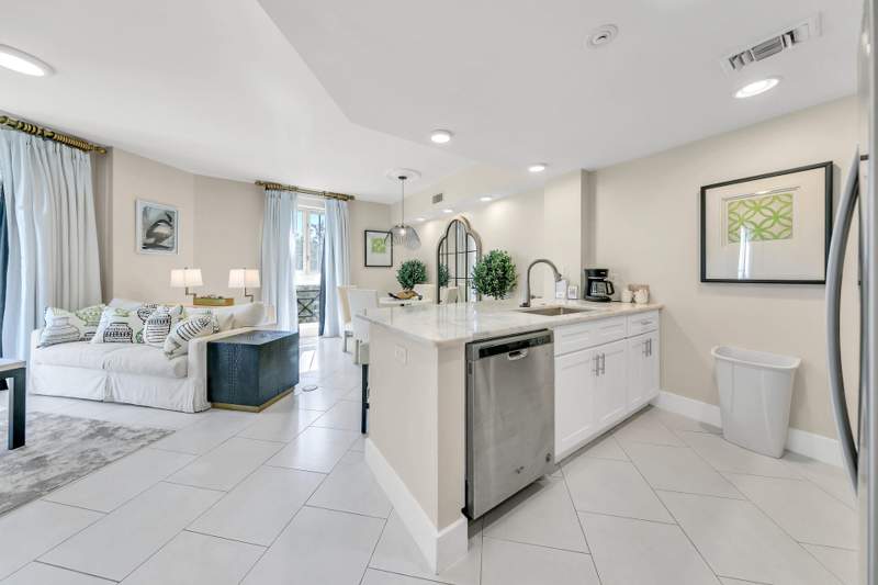 1 bedroom Condominium at 9300 Baytowne Wharf Boulevard #Unit 405, Pilot House, Miramar Beach — photo 4
