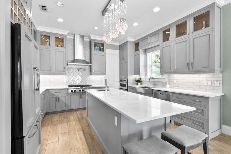8 bedroom Detached Single Family at 84 Sarasota Street, Frangista Beach, Miramar Beach — photo 3