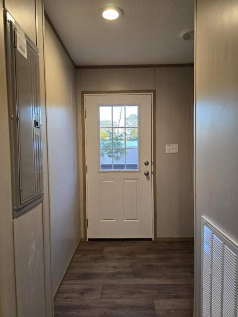 215 E Juniper Avenue, DeFuniak Springs FL - photo 20 of 30
