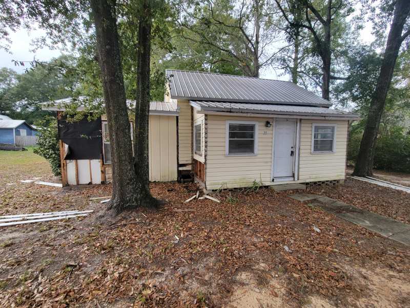 2 bedroom Detached Single Family at 99 N State Highway 83, Town Of Defuniak Springs, DeFuniak Springs — photo 1