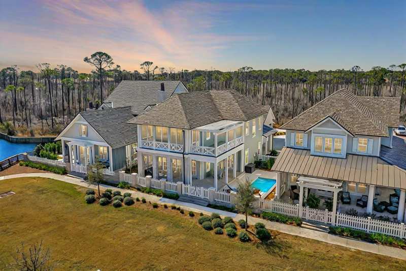 4 bedroom Detached Single Family at 257 Moonlit Way, Regatta Bay, Destin — photo 1