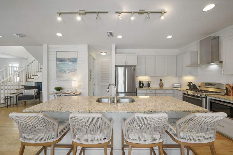4 bedroom Detached Single Family at 54 Dune Drive, Beach Highland 1st Add, Santa Rosa Beach — photo 4
