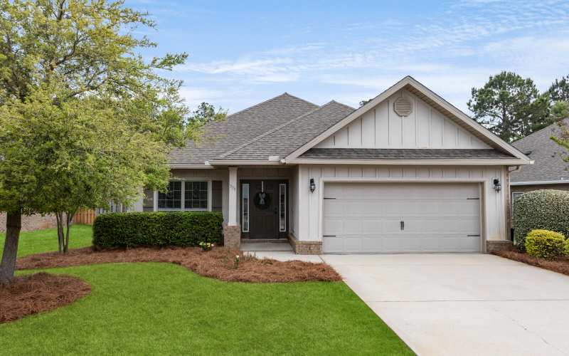 3 bedroom Detached Single Family at 379 Whitman Way, Hammock Bay, Freeport — photo 1