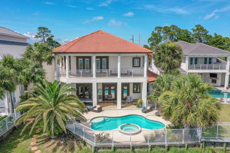 4 bedroom Detached Single Family at 4720 Rendezvous Cove, Destiny East Ph 1, Destin — photo 2