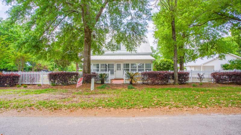 3 bedroom Detached Single Family at 270 S 12Th Street, Click tab ''Documents'' above for legal description., DeFuniak Springs — photo 3