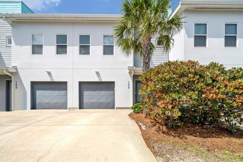 4 bedroom Townhouse at 340 Bluefish Drive #Unit 109, Soundside Lofts, Fort Walton Beach — photo 2