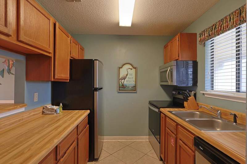 2 bedroom Condominium at 775 Gulf Shore Drive #Unit 7201, Sandpiper Cove Ph 20, Destin — photo 5
