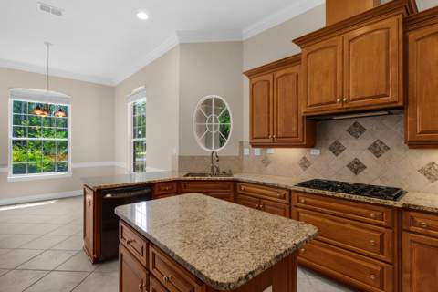 155 E Club House Drive, Freeport FL - photo 12 of 34