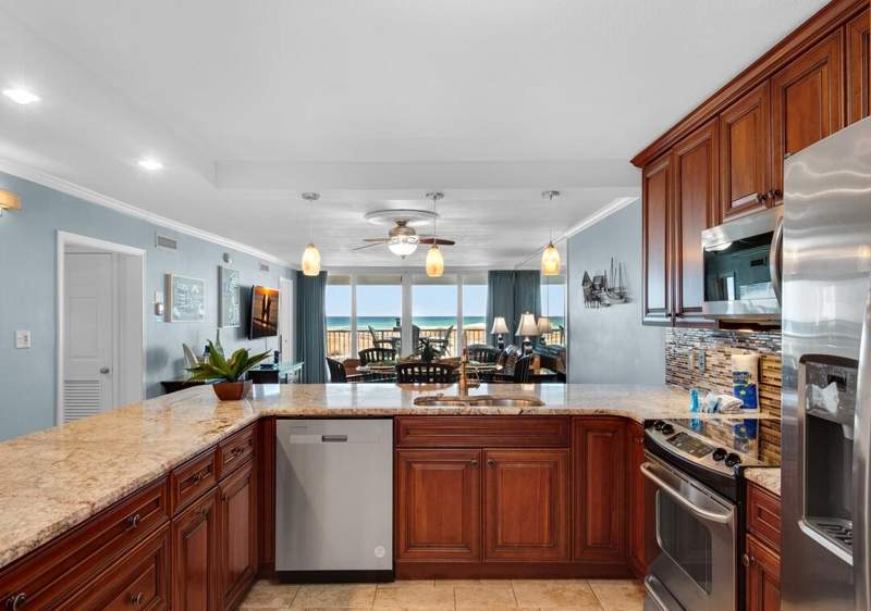 2 bedroom Condominium at 900 Gulf Shore Drive #1022, Shoreline Towers 1, Destin — photo 2