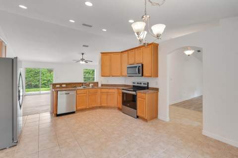 48 S Pleasant Drive, DeFuniak Springs FL - photo 22 of 47