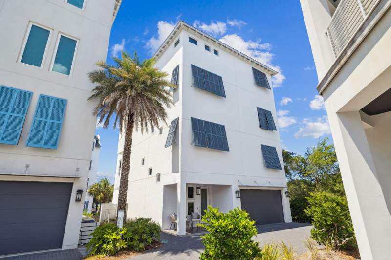 5 bedroom Detached Single Family at 21 Scuttle Hole Road, Caspian Estates, Santa Rosa Beach — photo 2