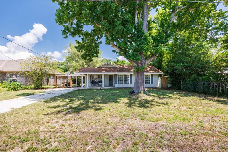 3 bedroom Detached Single Family at 209 Michael Avenue, Wynnehaven Bch Est, Mary Esther — photo 2