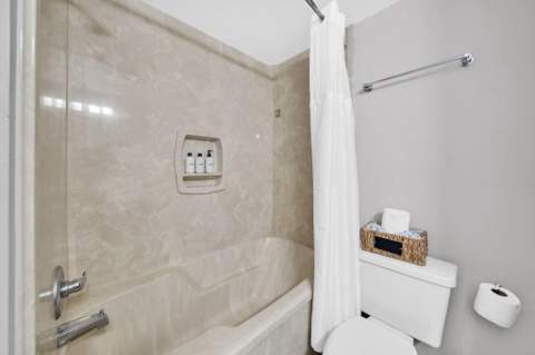 214 SW Miracle Strip Parkway #Unit A206, Fort Walton Beach FL - photo 7 of 33