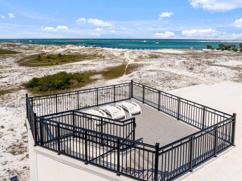 6 bedroom Detached Single Family at 36 Gulf Breeze Court, Holiday Isle, Destin — photo 5