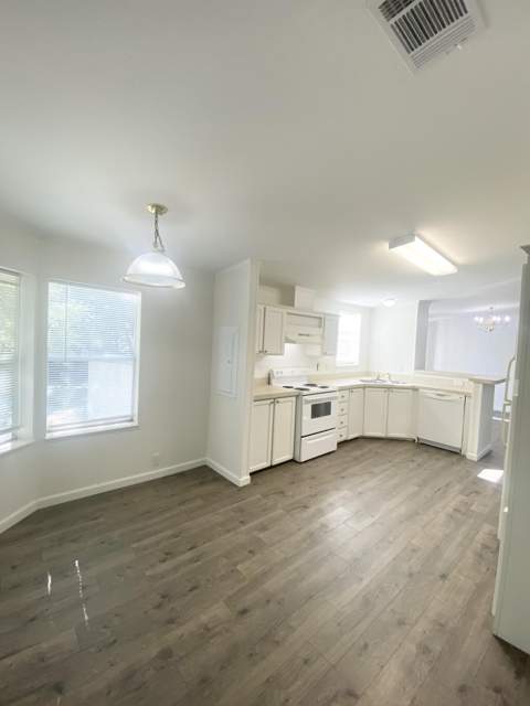 42 Cypress Lane, Freeport FL - photo 9 of 21
