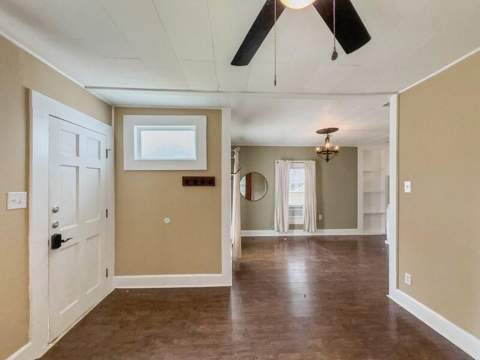 383 N Booker Street, Crestview FL - photo 7 of 37