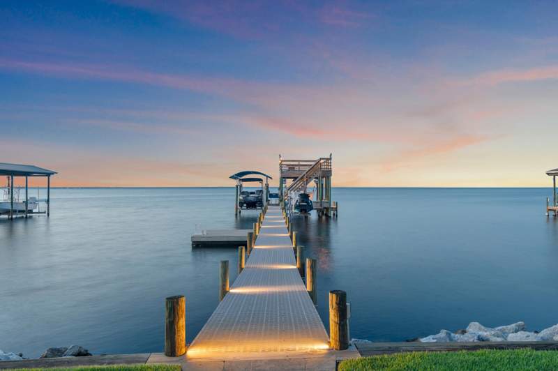 7 bedroom Detached Single Family at 780 Shore Drive, Holiday Shores Estates 1st Addn, Miramar Beach — photo 5