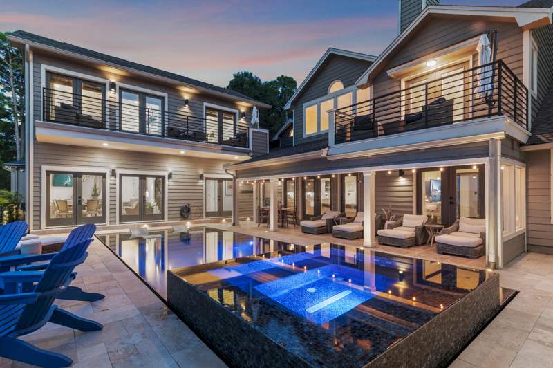 7 bedroom Detached Single Family at 780 Shore Drive, Holiday Shores Estates 1st Addn, Miramar Beach — photo 2
