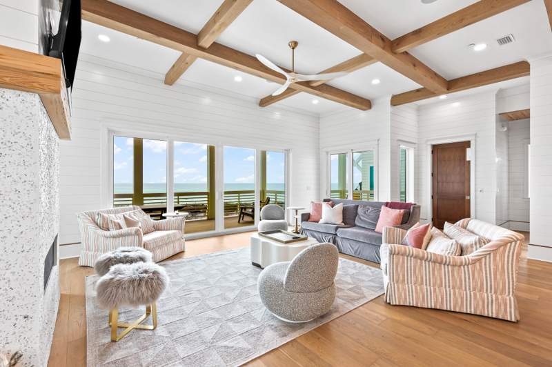 8 bedroom Detached Single Family at 17 Palm Ct Lane, Palm Court, Inlet Beach — photo 2