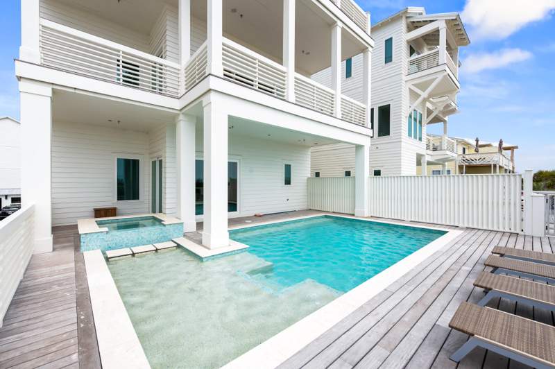 8 bedroom Detached Single Family at 17 Palm Ct Lane, Palm Court, Inlet Beach — photo 5