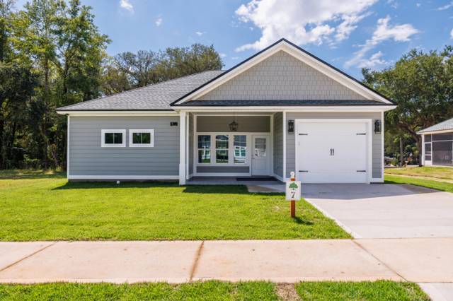 Live Oak Cottages