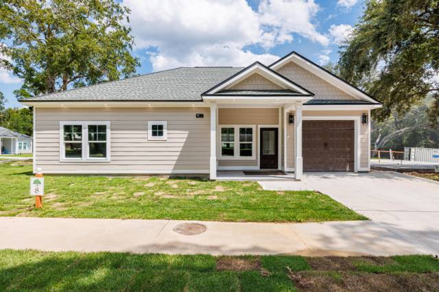 Live Oak Cottages