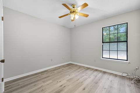 102 Grimes Avenue, Crestview FL - photo 23 of 34