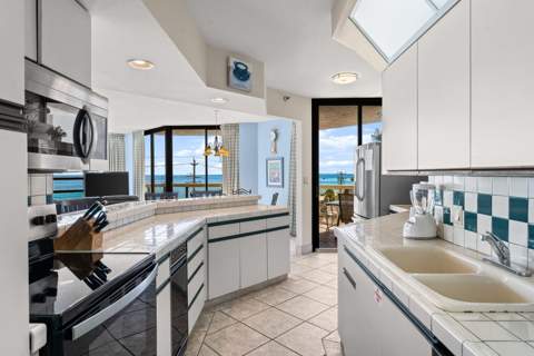 1096 Scenic Gulf Drive Drive #302/302a, Miramar Beach FL - photo 11 of 54