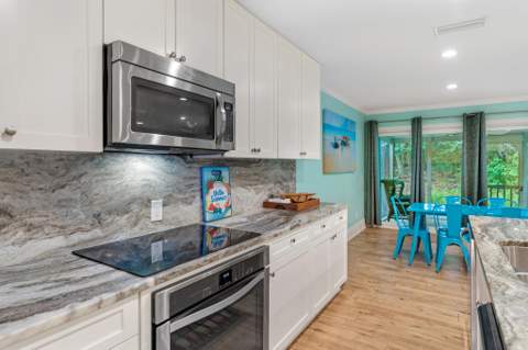 545 Augusta Drive ## 11705, Miramar Beach FL - photo 9 of 40