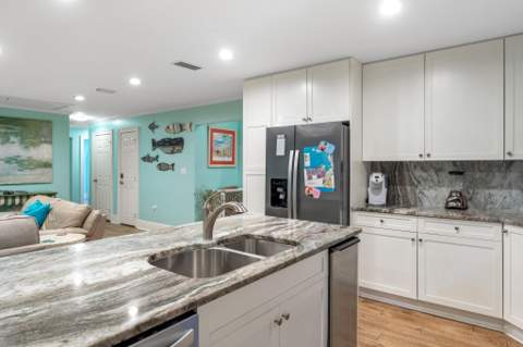 545 Augusta Drive ## 11705, Miramar Beach FL - photo 10 of 40