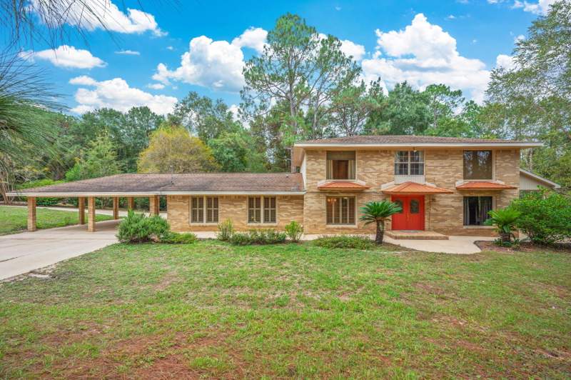 4 bedroom Detached Single Family at 6070 W Dogwood Drive, 221000.00, Crestview — photo 2