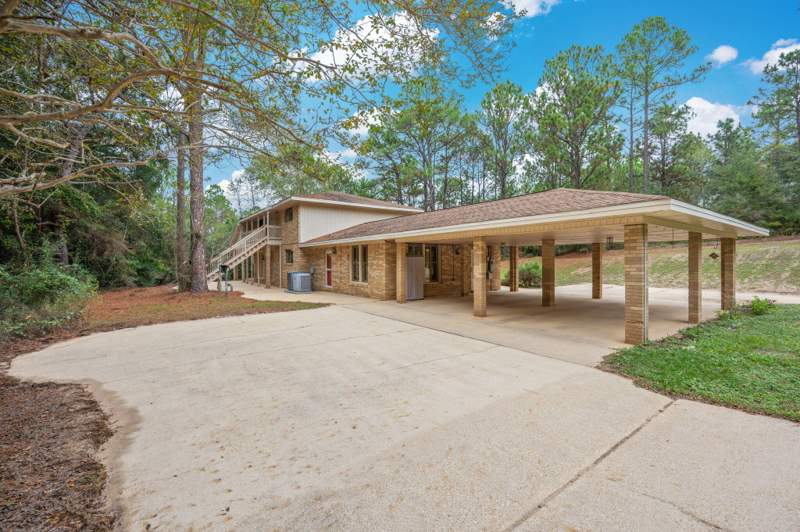 4 bedroom Detached Single Family at 6070 W Dogwood Drive, 221000.00, Crestview — photo 4