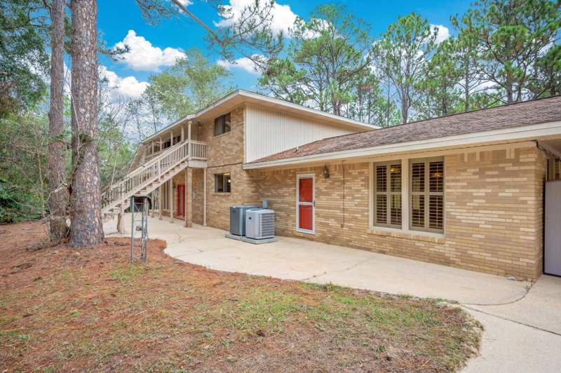 4 bedroom Detached Single Family at 6070 W Dogwood Drive, 221000.00, Crestview — photo 5