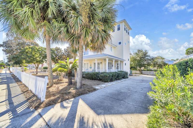 3 bedroom Detached Single Family at 4453 Clipper Cove, Crystal Beach Cottages Ph 2, Destin — photo 2