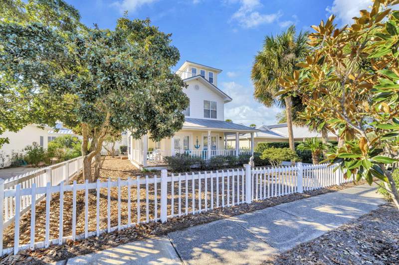 3 bedroom Detached Single Family at 4453 Clipper Cove, Crystal Beach Cottages Ph 2, Destin — photo 4