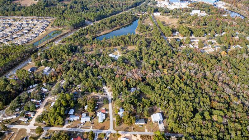 3 bedroom Mobile Home at 78 April Court, April ct, Freeport — photo 5