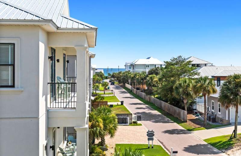 6 bedroom Detached Single Family at 178 Woodward Drive, No Recorded Subdivision, Santa Rosa Beach — photo 4