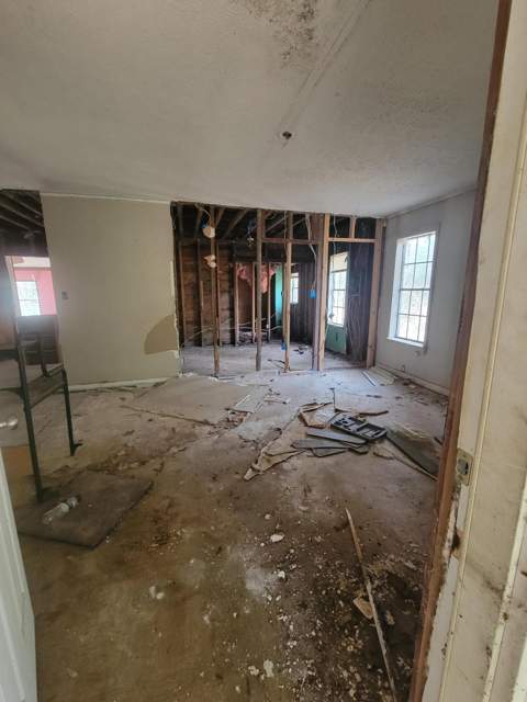 228 Double Bridge Road, Laurel Hill FL - photo 8 of 23