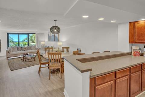 4202 Beachside Two Drive ## 202, Miramar Beach FL - photo 7 of 45