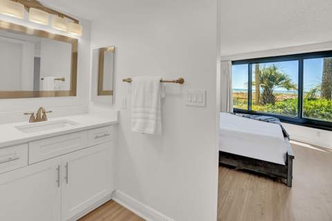 4202 Beachside Two Drive ## 202, Miramar Beach FL - photo 13 of 45