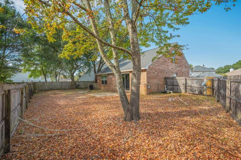 3 bedroom Detached Single Family at 433 Forest Glen Place, Forest Cove, Mary Esther — photo 2