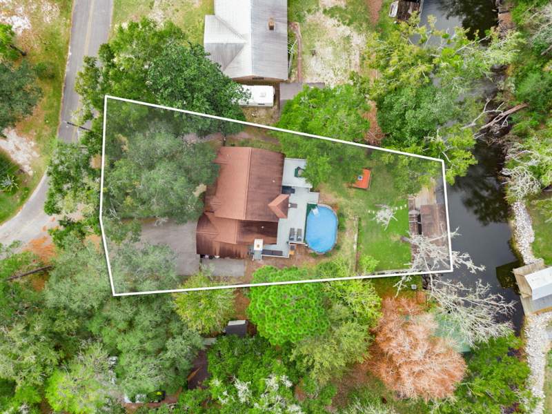3 bedroom Detached Single Family at 110 Rodney Drive, Lairds 2nd Addn, Freeport — photo 4