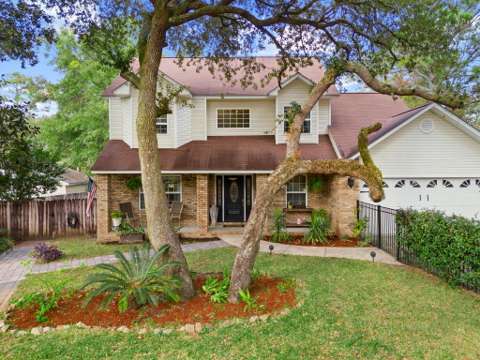 110 Rodney Drive, waterfront for sale in Freeport