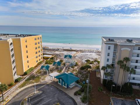 304 Barracuda Avenue #202, Fort Walton Beach FL - photo 22 of 27