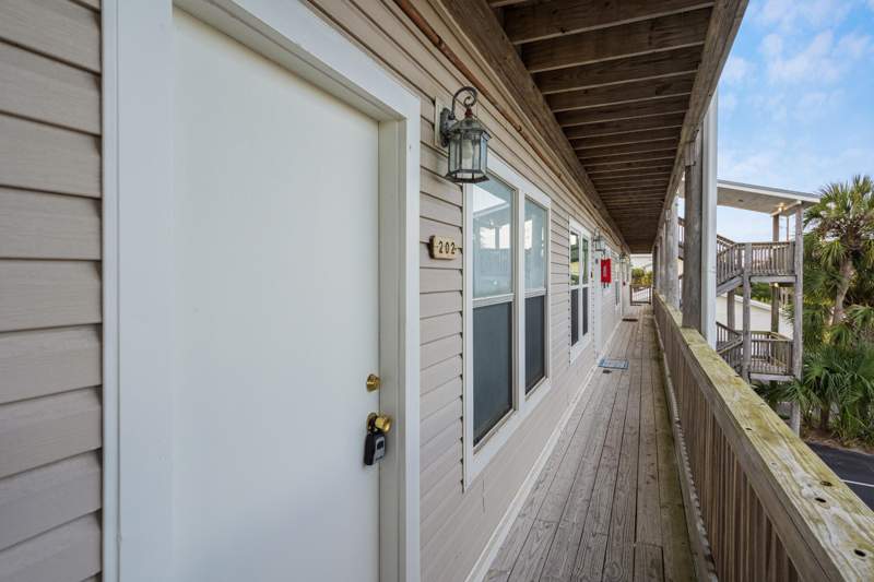 2 bedroom Condominium at 304 Barracuda Avenue #202, Island Gardens Condo, Fort Walton Beach — photo 4