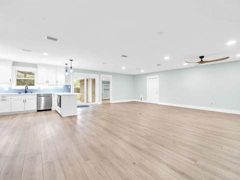 425 Stahlman Avenue, Destin FL - photo 9 of 65