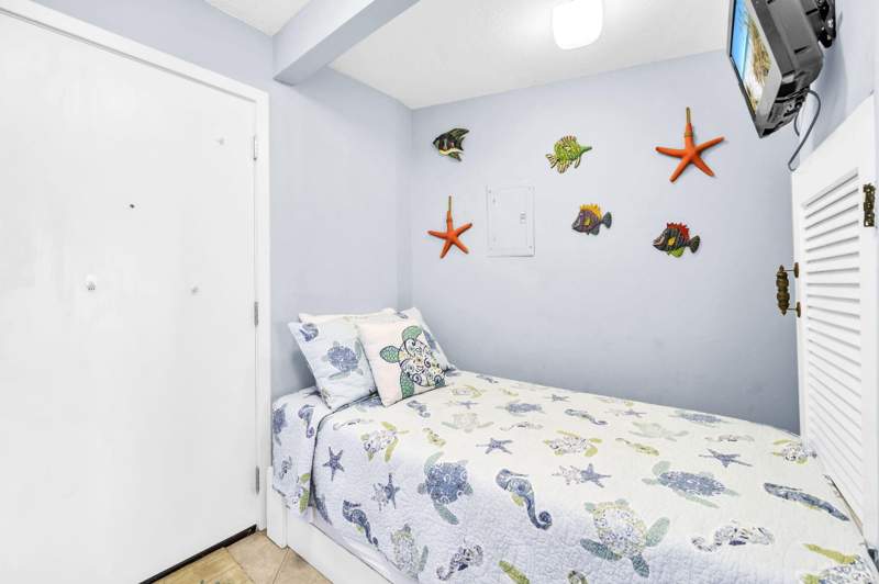 1 bedroom Condominium at 909 Santa Rosa Boulevard #Unit 515, El Matador Condo, Fort Walton Beach — photo 3