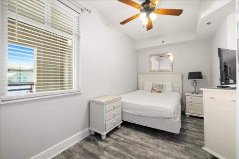 1150 Santa Rosa Boulevard #520, Fort Walton Beach FL - photo 13 of 26