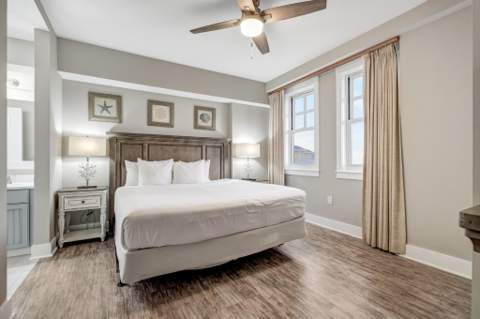 9100 Baytowne Wharf Blvd #558, Miramar Beach FL - photo 15 of 57