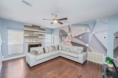 38 NW Poulton Drive, Fort Walton Beach FL - photo 8 of 36